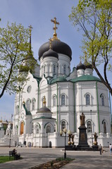 Fototapeta na wymiar cathedral of christ the savior in Voronej
