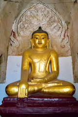 Buddhastatue (Bagan)