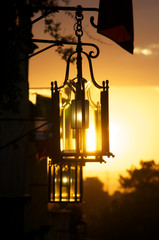 faroles al atardecer