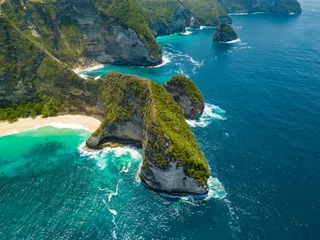 Abwaschbare Fototapete Luftbild Aerial view of the Kelingking beach located on the island of Nusa Penida, Indonesia