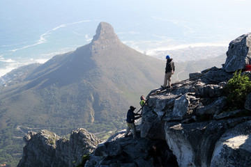 Ausblick vom Tafelberg in Kapstadt Süadafrika