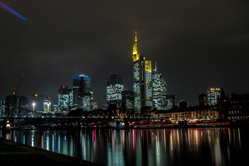 Fototapeta na wymiar Frankfurt am Main Skyline @night