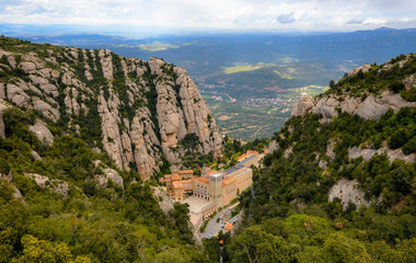 Fototapeta na wymiar Montserrat moastery