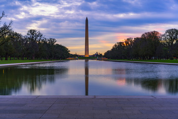 Fototapeta na wymiar Washington monument at sunrise, Washington dc USA