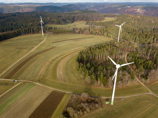 Windräder auf dem Heuberg / Herbst / November / Luftbilder