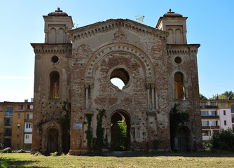 Fototapeta na wymiar Vidin, Widyń Bułgaria ruina synagogi