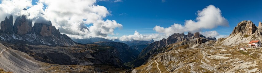 Naklejka premium Von den Drei Zinnen bis zum Toblinger Knoten