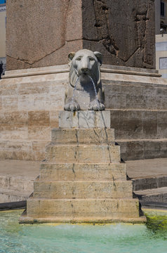 Fountain in the form of a statue of a lion in Rome, Italy
