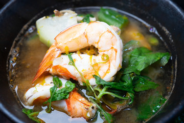shrimp spicy mixed vegetable soup Thai food famous