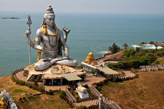 Shiva statue in Murudeshvar