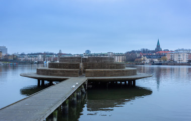 Obraz premium Wooden pier on the waterfront