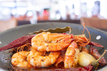 Delicious jumbo prawns with red peppers and butter garlic sauce