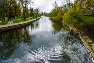 Fototapeta na wymiar Minsk Svislach River Park