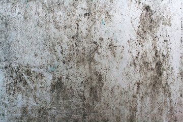 汚いコンクリートの壁