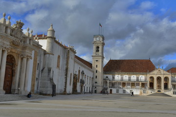 Fototapeta na wymiar Universidade de Coimbra