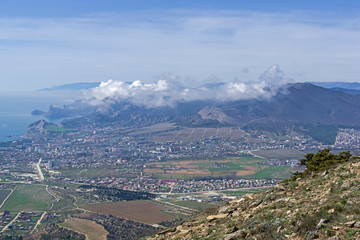 The tops of the mountains are covered with clouds. Crimea.