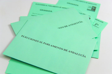 Green envelopes to deposit the vote in Andalucia
