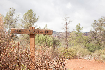 sign indicating the the way to chuckwagon trail in sedona arizona