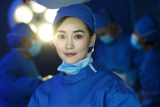 Medical workers in the operating room