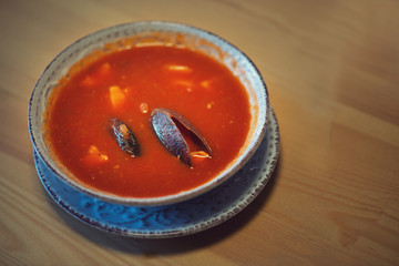 Tomato soup with mussels