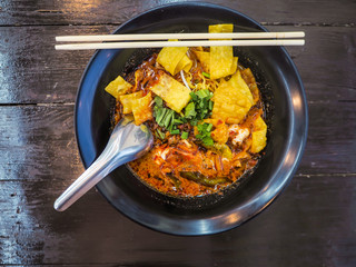 SPICY THAI NOODLE SOUP WITH SHRIMP
