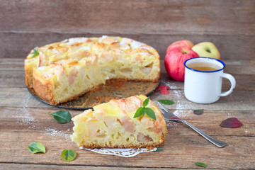 Apfelkuchen mit Schmand