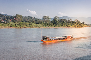 Fototapeta premium Ferry crossing from Thailand to Laos