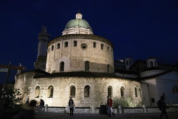 Fototapeta na wymiar Duomo Vecchio Brescia 