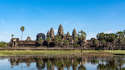 Fototapeta na wymiar Angkor Wat daytime