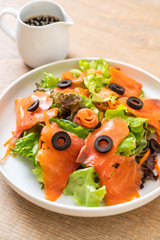 smoked salmon salad