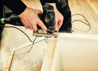 Electric sawing