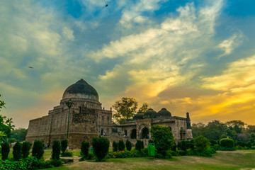 Obraz premium sunset in Lodi garden