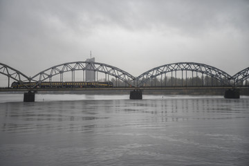 Fototapeta na wymiar bridge over the river in the city of Riga.