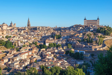 Fototapeta na wymiar ancient spanish city Toledo in sunrise light