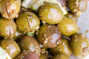 Broken Olives (tsakistes)