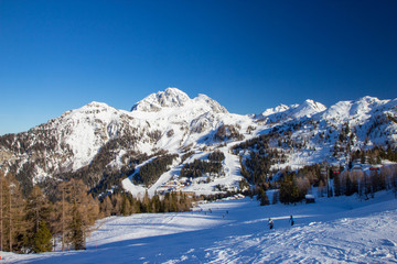 Fototapeta na wymiar view of Nassfele ski resort, Austrian Alps