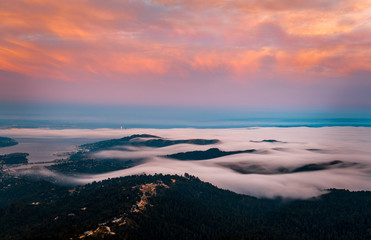 Fototapeta premium Foggy Sunset over the Bay Area