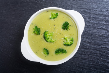 Fresh broccoli cream soup in bowl