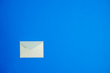 mail on blue background   メール　青色背景