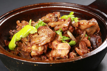 Grilled chicken pot