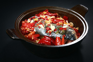 Spicy fish head pot