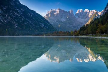 Dürrensee vor Monte Cristallo am Morgen, Dolomiten, Südtirol 