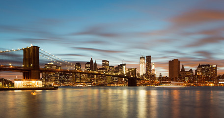 Fototapeta na wymiar Skyline of Downtown NYC