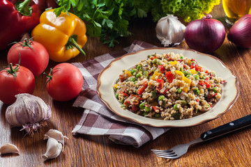 Bulgur salad with vegetables