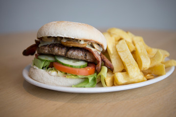 cheeseburger 