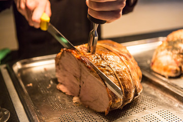 carving roast turkey