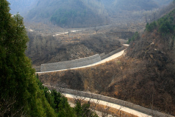 Winding mountain roads scenery