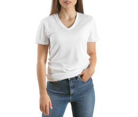 Obraz premium Young woman in stylish t-shirt on white background