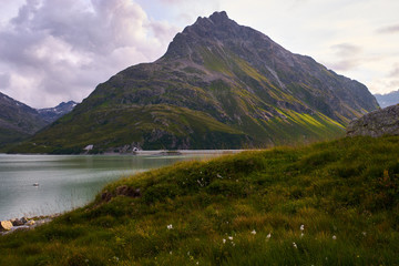 Abendstimmung über der Silvrettagruppe in den Zentralalpen zwischen der Schweiz und Österreich