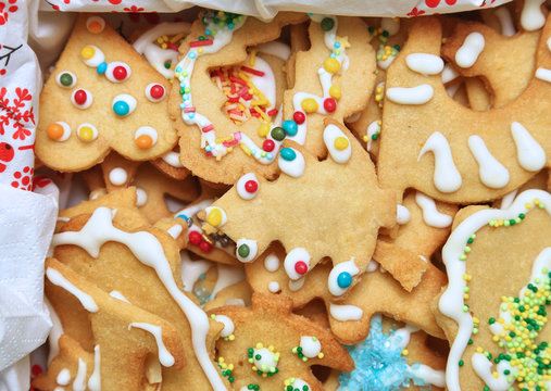Christmas cookies with colorful decorations.